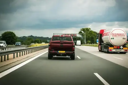 Tipy na nákup dálniční známky a cestování do Rakouska