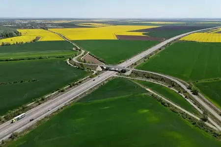 En Roumanie, près de 800 kilomètres d'autoroutes et de voies rapides sont actuellement en construction.