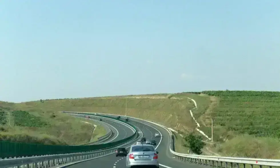 Romanya vi̇nyet satın alma